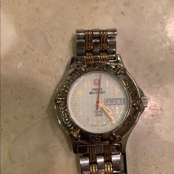 Ladies Swiss military watch - Picture 2 of 2